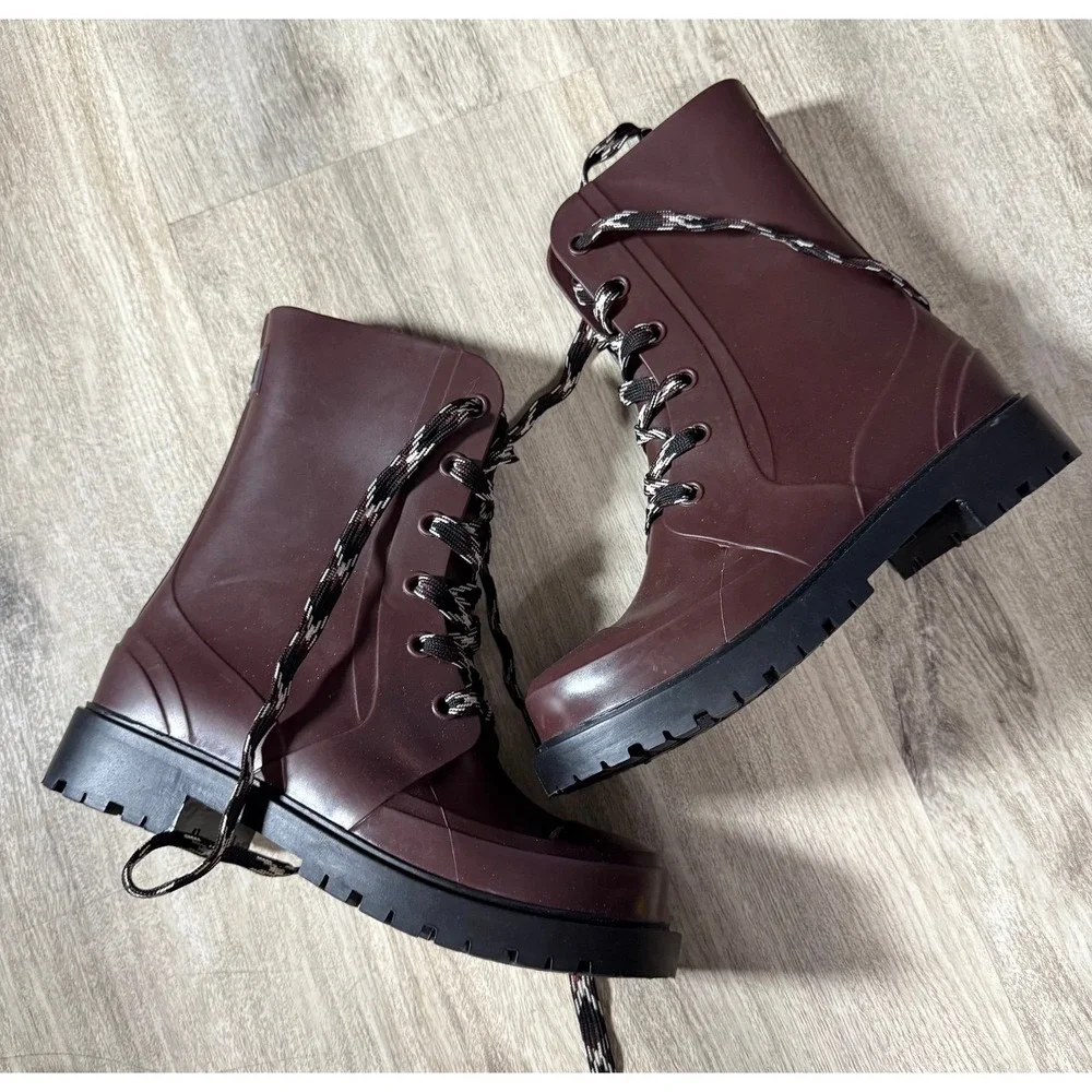 Cougar combat rain boots beautiful burgundy brown color size M‎